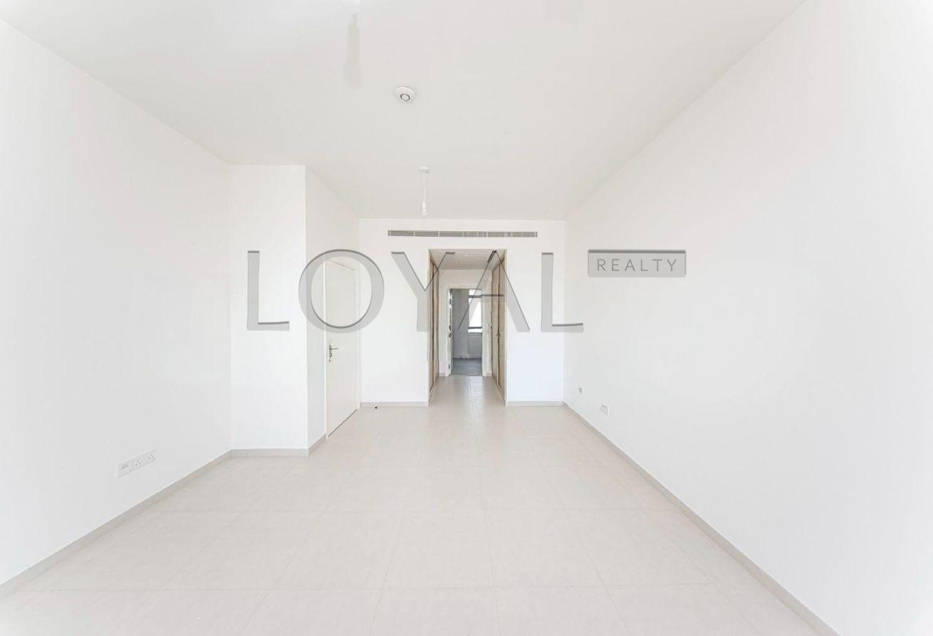 Good Location | Vacant | Community Expert photo 13