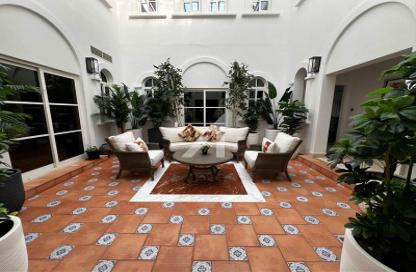 Villa - 5 Bedrooms - 5 Bathrooms for rent in The Centro - The Villa - Dubai