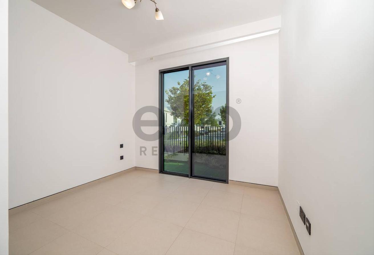 Open Kitchen | Fully Upgraded | Landscaped photo 13