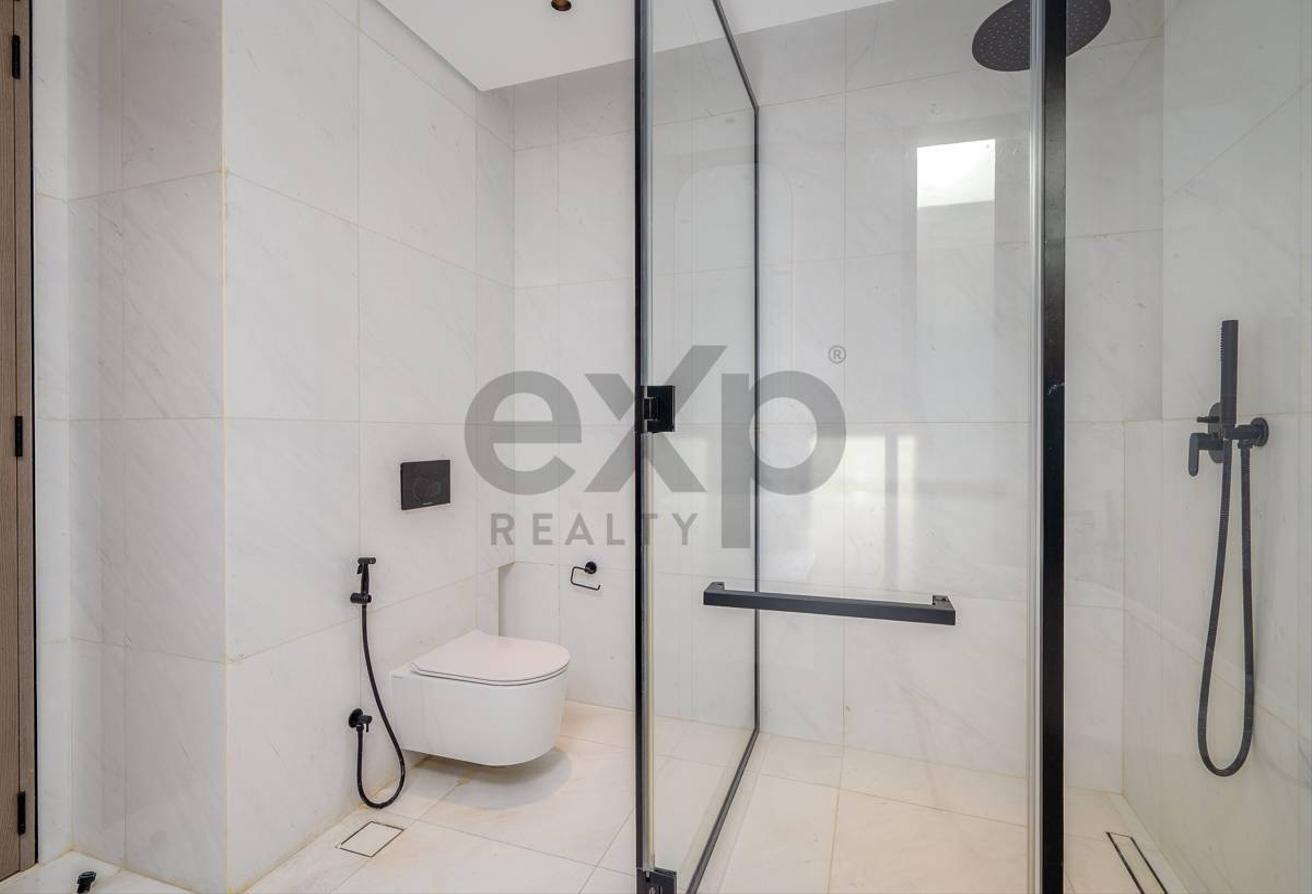 Open Kitchen | Fully Upgraded | Landscaped photo 29