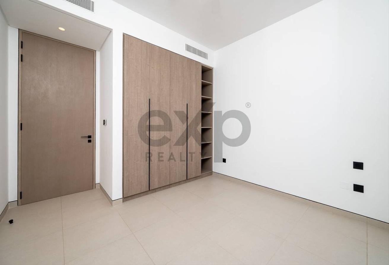 Open Kitchen | Fully Upgraded | Landscaped photo 14