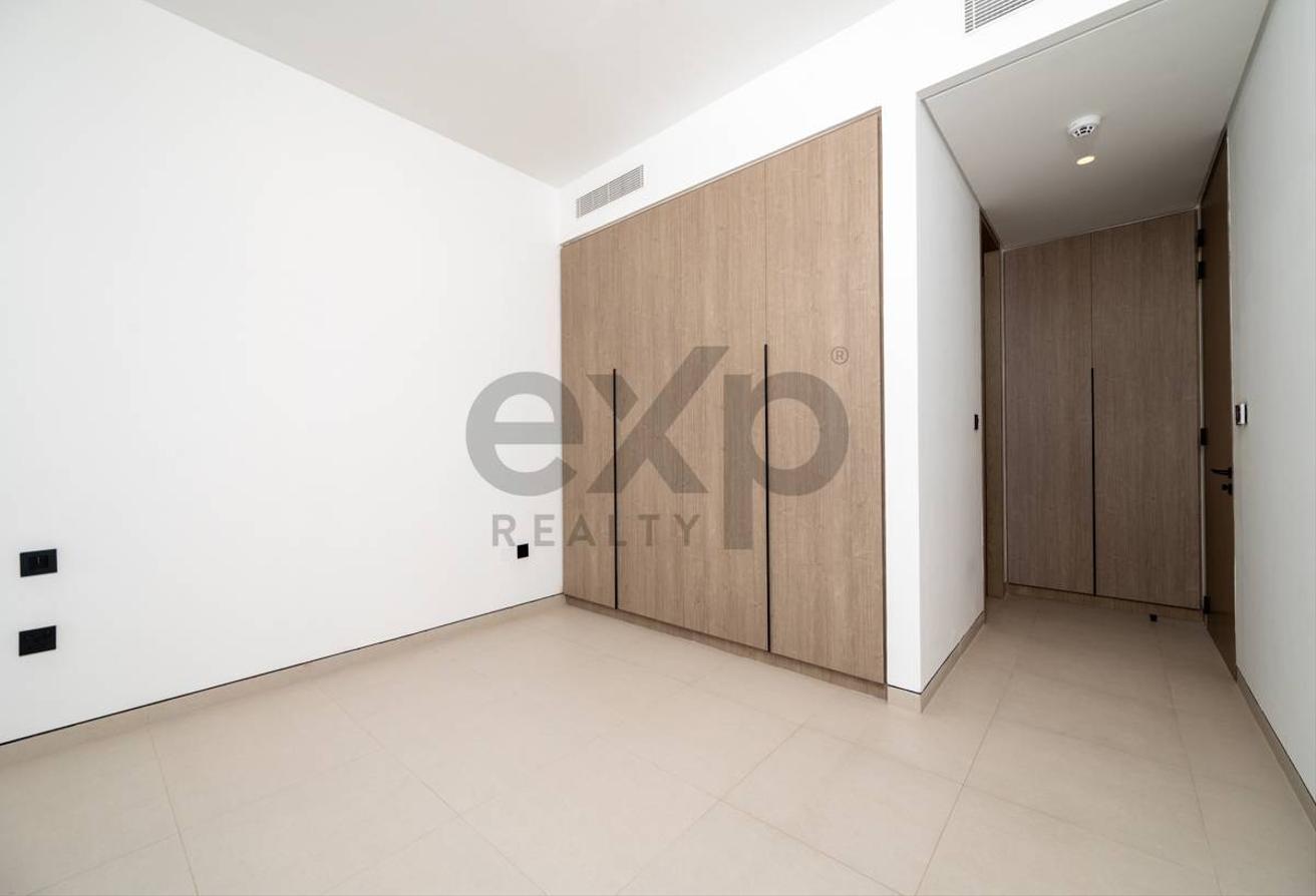 Open Kitchen | Fully Upgraded | Landscaped photo 25