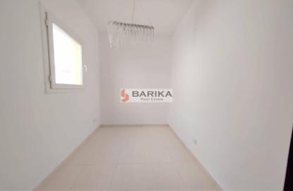 Villa - 2 Bedrooms - 3 Bathrooms for rent in Springs 11 - The Springs - Dubai Villa - 2 Bedrooms - 3 Bathrooms for rent in Springs 11 - The Springs - Dubai