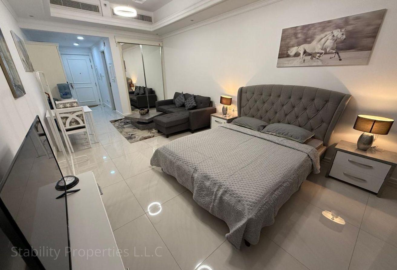 NEGOTIABLE | SPACIOUS | FULLY FURNISHED | BALCONY photo 4