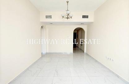 Apartment - 2 Bedrooms - 2 Bathrooms for rent in Muwaileh 29 Building - Muwaileh - Sharjah