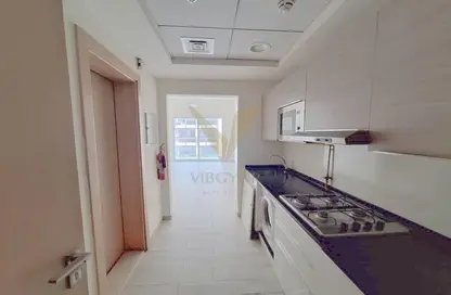 شقة - 1 حمام للايجار في اوكسفورد ريزيدينس - الضاحية 13 - قرية جميرا الدائرية - دبي