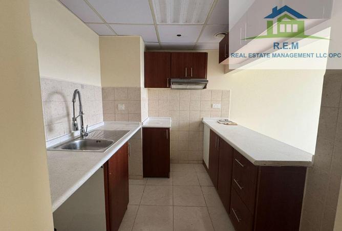 74636810 - Property Image 2