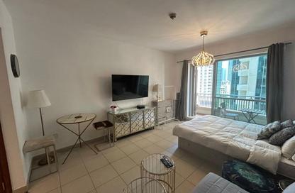 Apartment - Studio - 1 for rent in Boulevard Central Tower 2 - Boulevard Central Towers - Downtown Dubai - Dubai