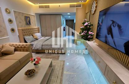 Apartment - Studio - 1 for rent in Oasis 1 - Oasis Residences - Masdar City - Abu Dhabi