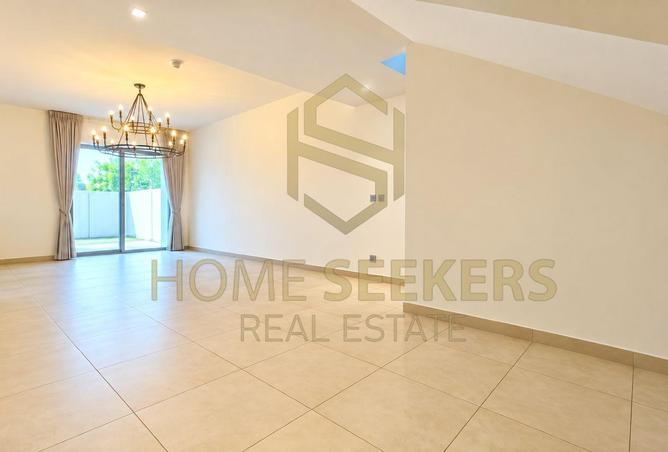 3-bed townhouse in Noya Viva · Vacant · Maid's room — photo 2