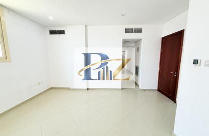 Apartment - 2 - 2 for rent in Muwailih Building - Muwaileh - Sharjah