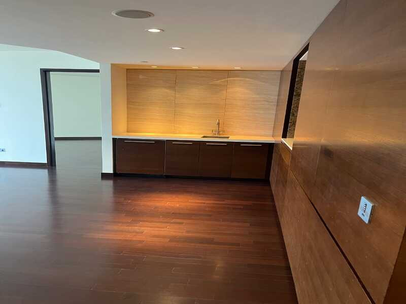 BURJ KHALIFA | VACANT | Fully Furnished gallery image