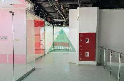 صالة عرض - استوديو للايجار في شارع السلام - أبوظبي