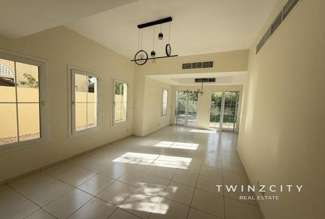 124293396 - Property Main Image