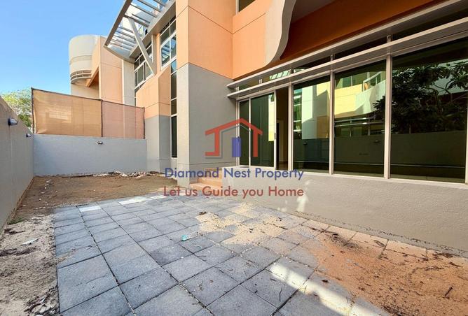 72720591 - Property Image 2