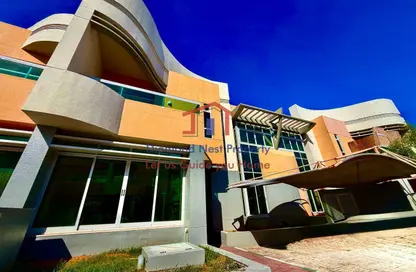 Villa - 5 Bedrooms - 7 Bathrooms for rent in Ministries Complex - Khalifa Park - Eastern Road - Abu Dhabi