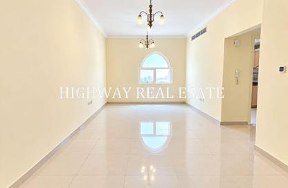 Apartment - 2 - 3 for rent in Muwaileh 3 Building - Muwaileh - Sharjah