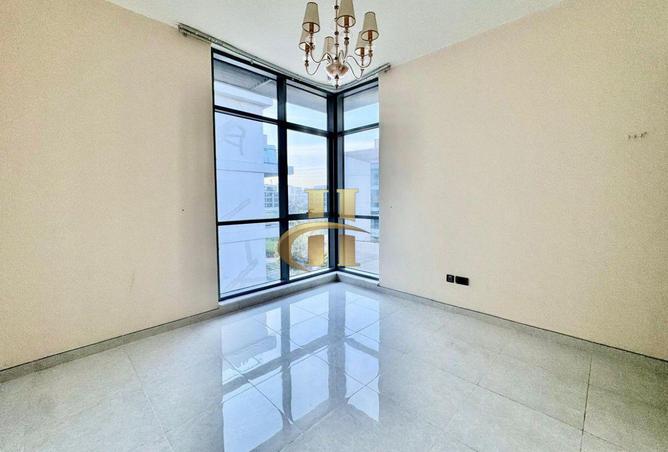 73858218 - صورة العقار 3