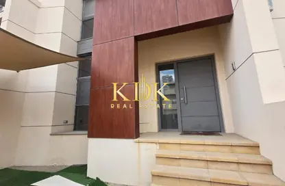 فيلا - 4 غرف نوم - 6 حمامات للايجار في حدائق ساندوفال - منطقة 14 - قرية جميرا الدائرية - دبي