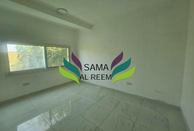 81938439 - Property Image 3