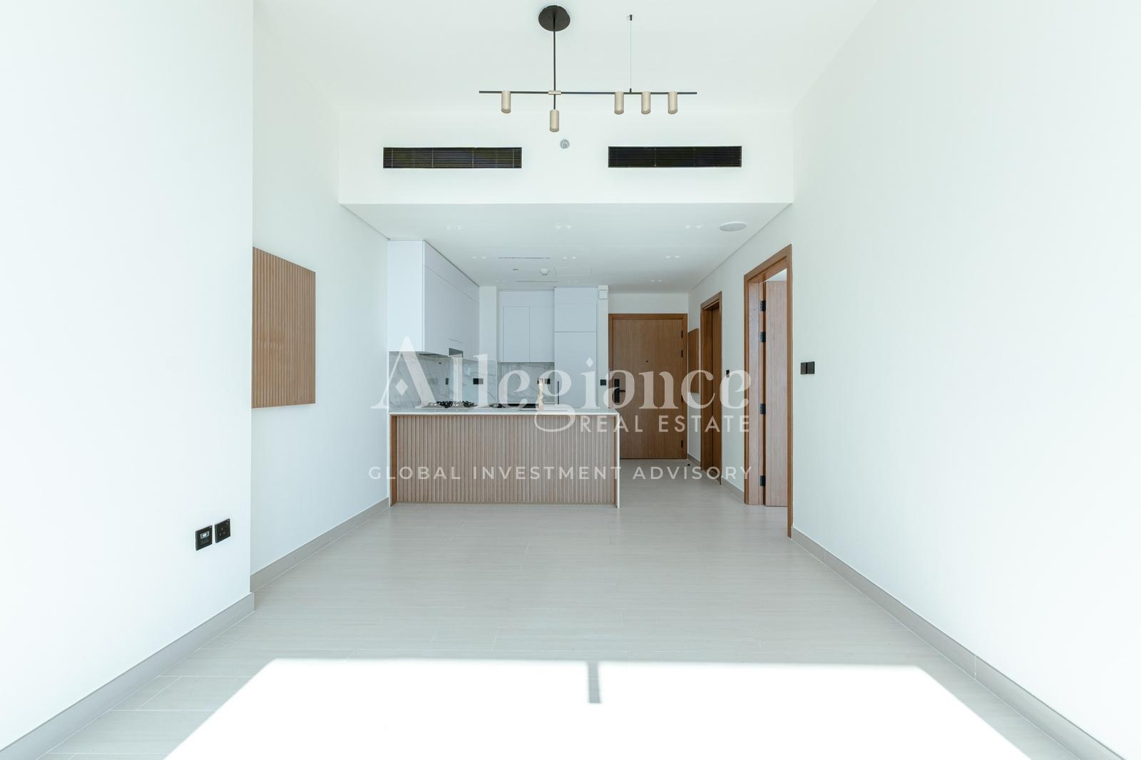 Spacious 1BR | Vacant | Prime Location in Jumeirah Village Circle