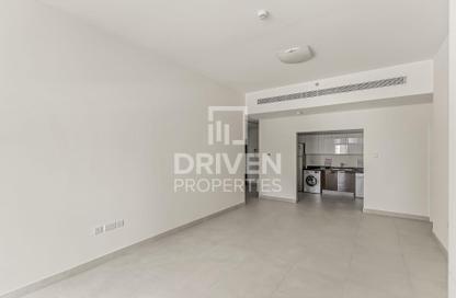 Apartment - 2 Bedrooms - 3 Bathrooms for sale in Marina Arcade Tower - Dubai Marina - Dubai