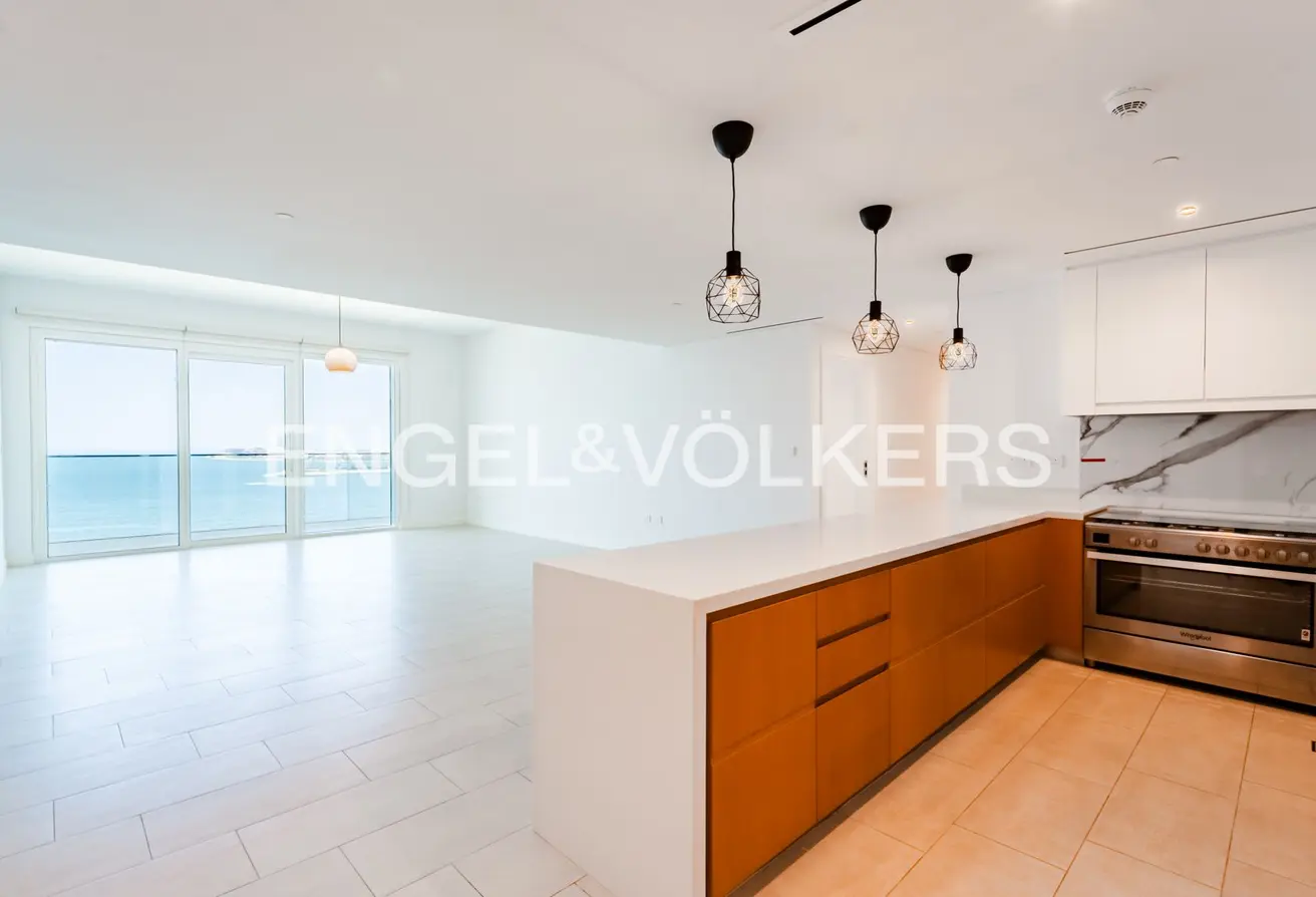 156015838 - Property Main Image
