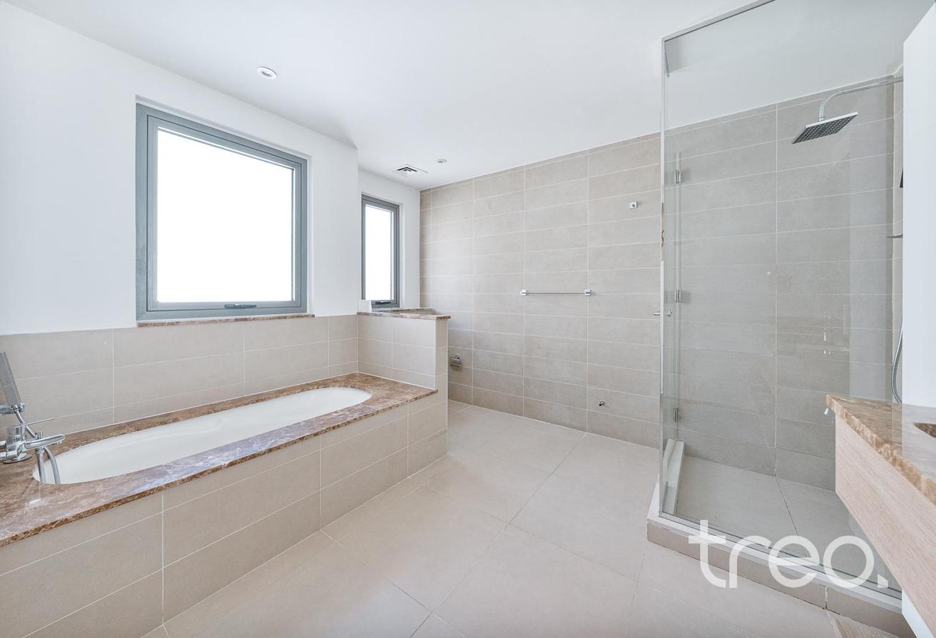 Private Pool | Single Row | Corner Unit photo 20