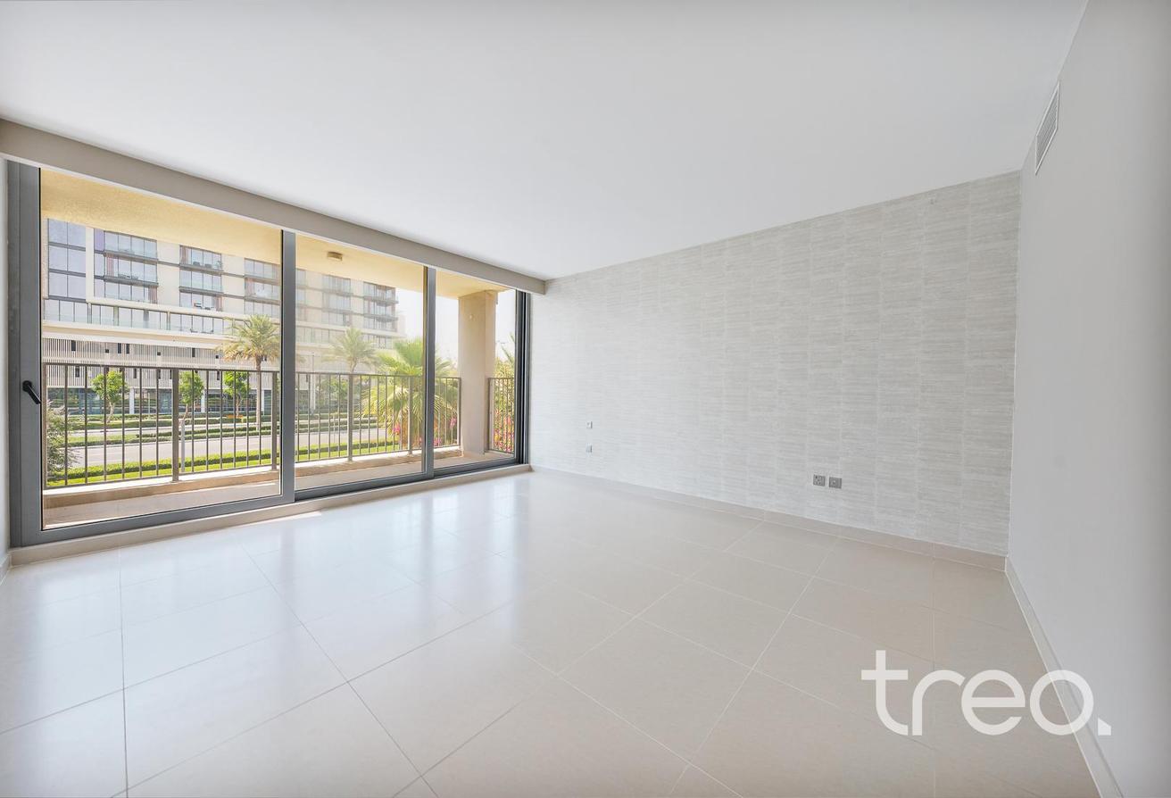 Private Pool | Single Row | Corner Unit photo 17
