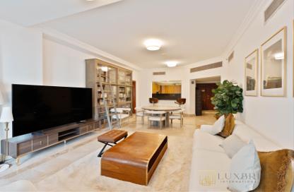 Apartment - 2 Bedrooms - 4 Bathrooms for sale in The Fairmont Palm Residence South - The Fairmont Palm Residences - Palm Jumeirah - Dubai