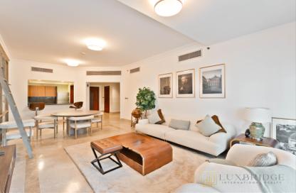 Apartment - 2 Bedrooms - 4 Bathrooms for sale in The Fairmont Palm Residence South - The Fairmont Palm Residences - Palm Jumeirah - Dubai