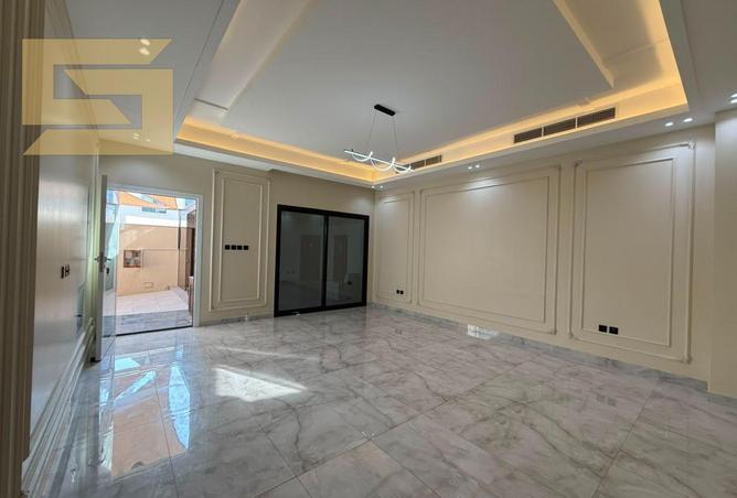 144605357 - Property Image 3
