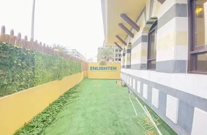 شقة - 3 غرف نوم - 5 حمامات للايجار في مسكن الزبيدي - منطقة 14 - قرية جميرا الدائرية - دبي