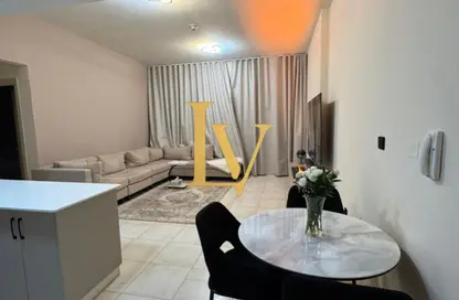 شقة - غرفة نوم - 2 حمامات للبيع في برج حمزة - مدينة دبي الرياضية - دبي شقة - غرفة نوم - 2 حمامات للبيع في برج حمزة - مدينة دبي الرياضية - دبي