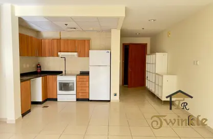 Apartment - 1 Bedroom - 2 Bathrooms for rent in Maple 1 - Emirates Gardens 2 - Jumeirah Village Circle - Dubai