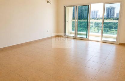 Apartment - 2 - 1 for rent in Golf View Residence - Dubai Sports City - Dubai
