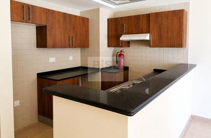 Apartment - 2 - 1 for rent in Golf View Residence - Dubai Sports City - Dubai