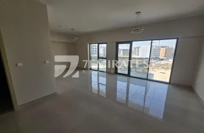 شقة - 2 غرف نوم - 3 حمامات للايجار في المها ريزيدنس - المدينة العالمية المرحلة 2 - 4 الورسان - الورسان - دبي