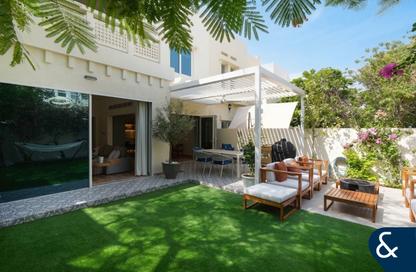 Villa - 4 - 3 for sale in Zulal 3 - Zulal - The Lakes - Dubai