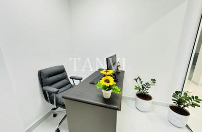 Office Space - Studio - 1 Bathroom for rent in Horizone Building - Port Saeed - Deira - Dubai