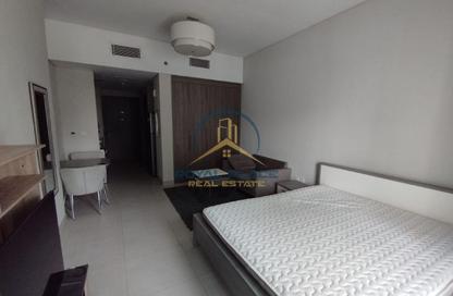 Apartment - Studio - 1 Bathroom for rent in SOL Avenue - Business Bay - Dubai