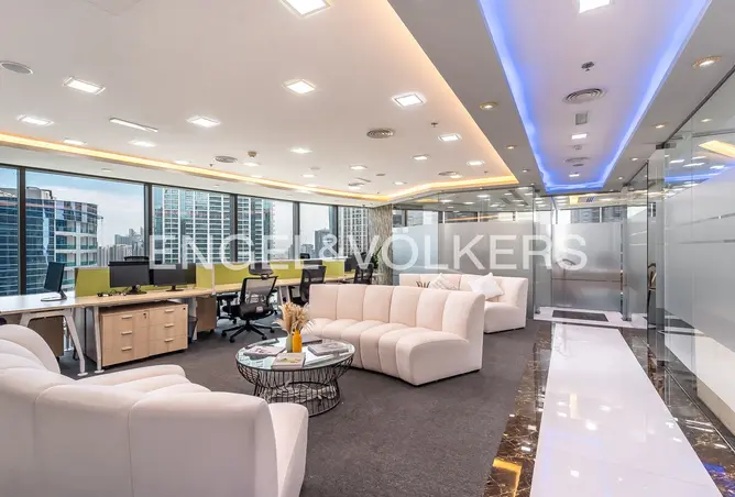 152383300 - Property Image 2