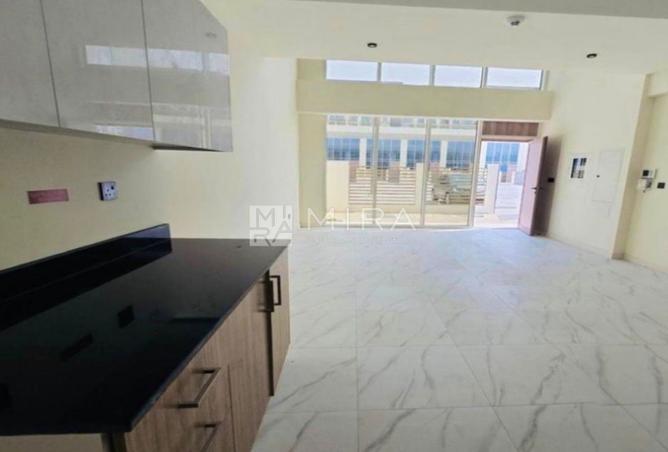 67453384 - صورة العقار 3