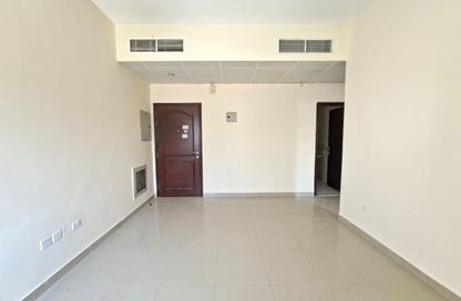 Apartment - 1 - 1 for rent in Muwailih Building - Muwaileh - Sharjah