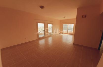 Apartment - 1 Bedroom - 2 Bathrooms for rent in Golf Apartments - Al Hamra Village - Ras Al Khaimah