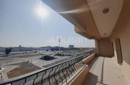Apartment - 1 Bedroom - 2 Bathrooms for rent in Golf Apartments - Al Hamra Village - Ras Al Khaimah