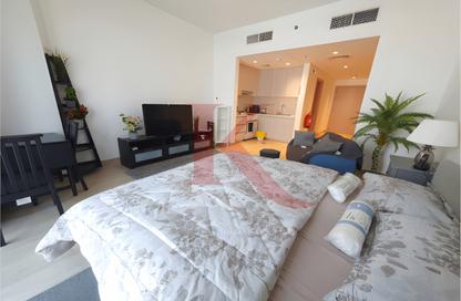 Apartment - Studio - 1 Bathroom for rent in Waters Edge - Yas Island - Abu Dhabi Apartment - Studio - 1 Bathroom for rent in Waters Edge - Yas Island - Abu Dhabi