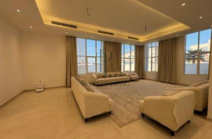 Villa - 5 Bedrooms - 6 Bathrooms for rent in Nad Al Sheba 2 - Nad Al Sheba - Dubai