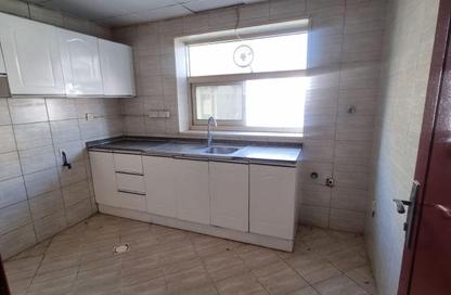 Apartment - 2 Bedrooms - 2 Bathrooms for rent in Al Qulaya'ah - Al Sharq - Sharjah Apartment - 2 Bedrooms - 2 Bathrooms for rent in Al Qulaya'ah - Al Sharq - Sharjah