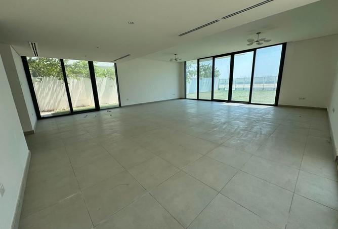 121546147 - Property Image 3